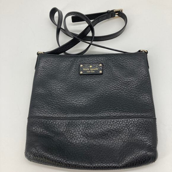 kate spade Handbags - Kate Spade black pebbled leather crossbody bag